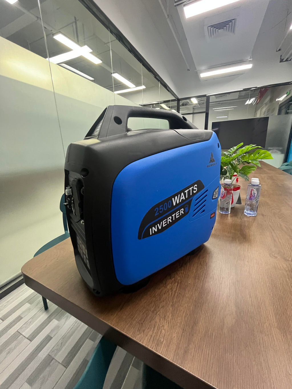 AidBuilt 2500 Watt Portable Inverter Generator, Alternator, Ultra-Quiet Long Runtime Gas Generator with CO-Sensor Fuel Off, Parallel function, for Camping, Tailgating, Home Emergency Use, EPA Compliant (Blue)